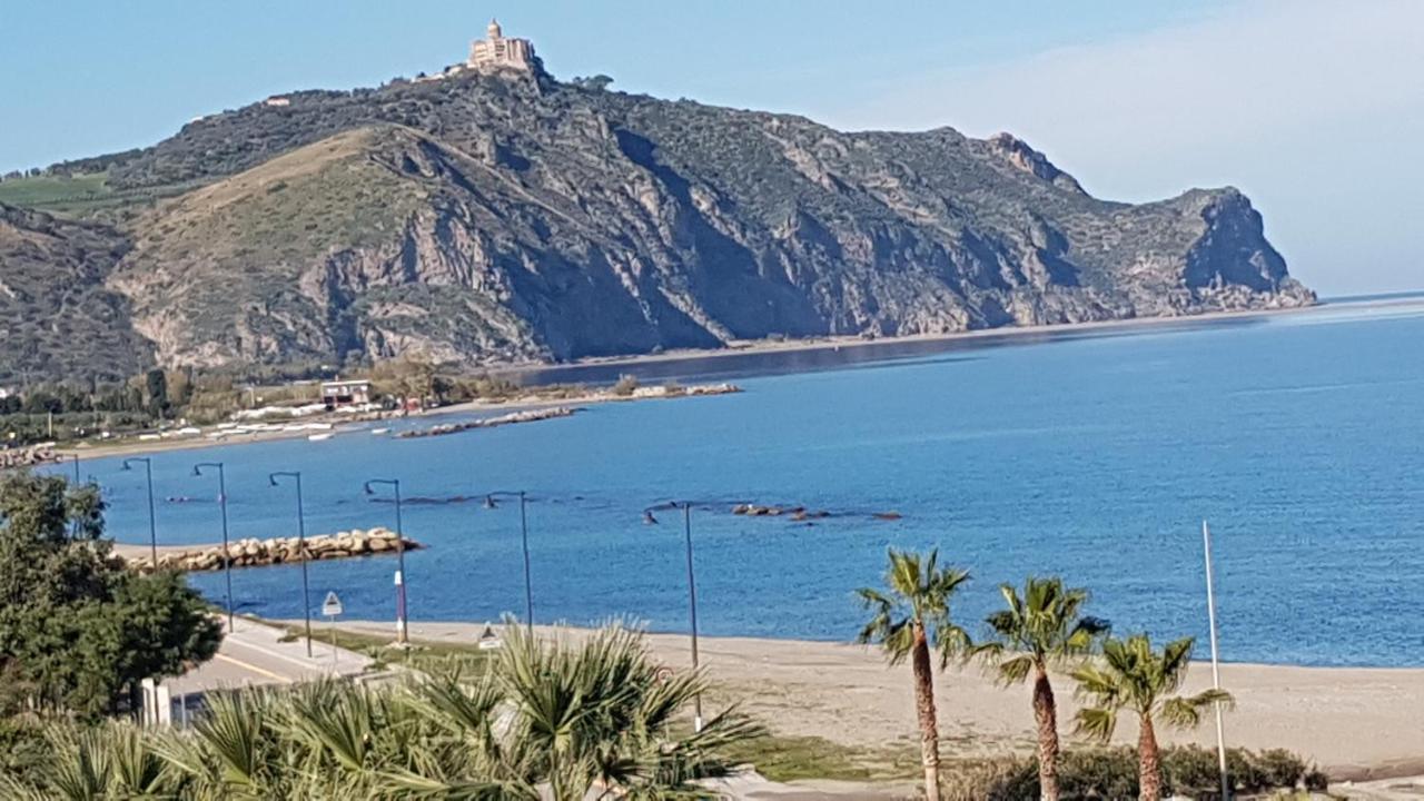 Golfo Di Tindari Apartments Falcone Εξωτερικό φωτογραφία