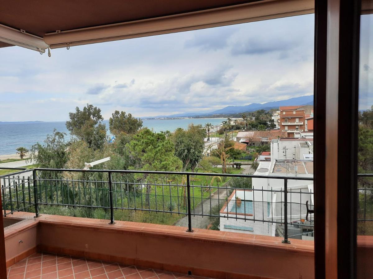 Golfo Di Tindari Apartments Falcone Εξωτερικό φωτογραφία