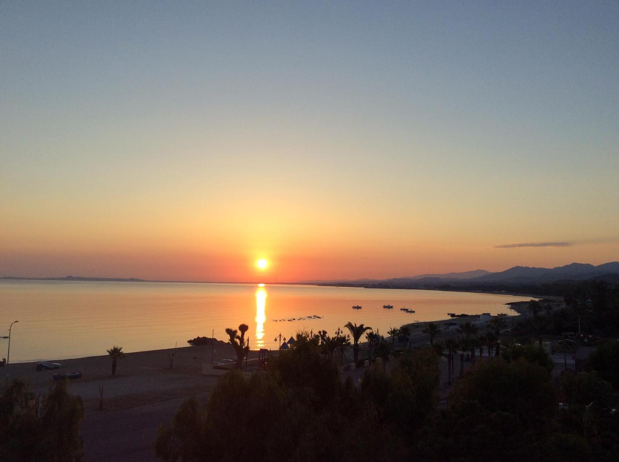 Golfo Di Tindari Apartments Falcone Εξωτερικό φωτογραφία