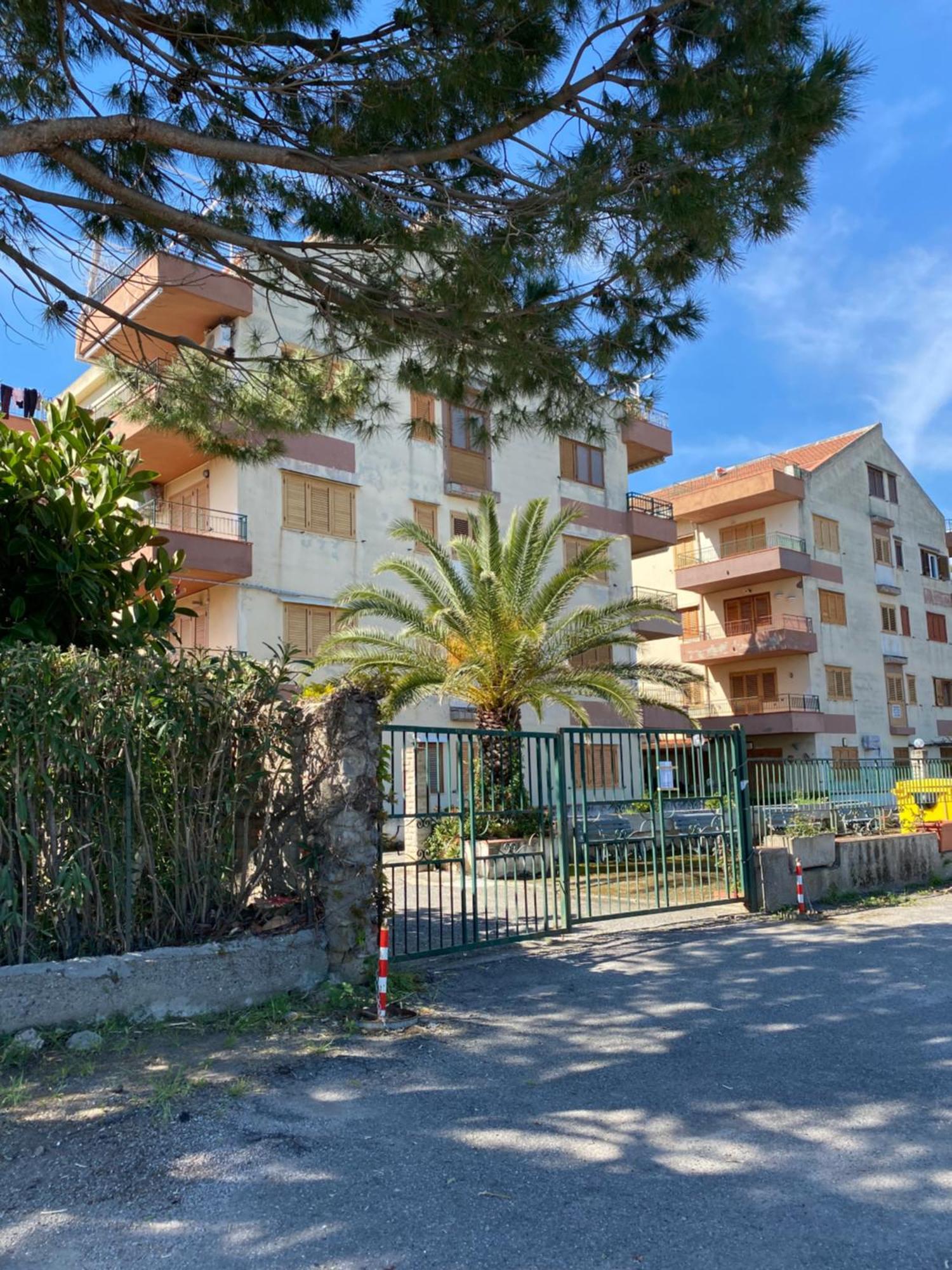 Golfo Di Tindari Apartments Falcone Εξωτερικό φωτογραφία