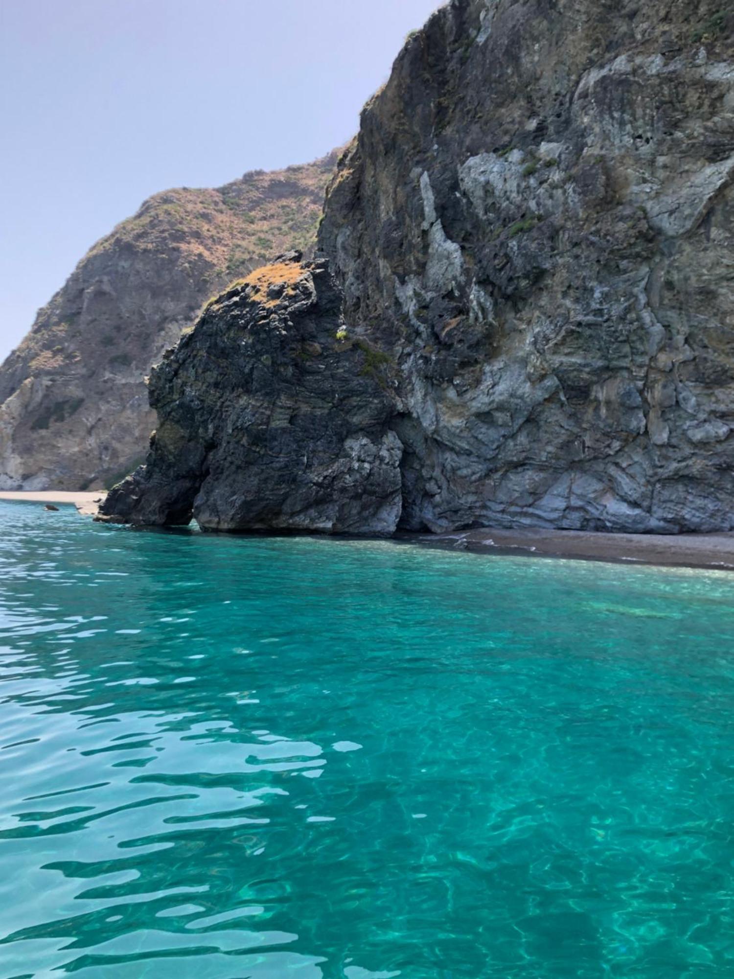 Golfo Di Tindari Apartments Falcone Εξωτερικό φωτογραφία