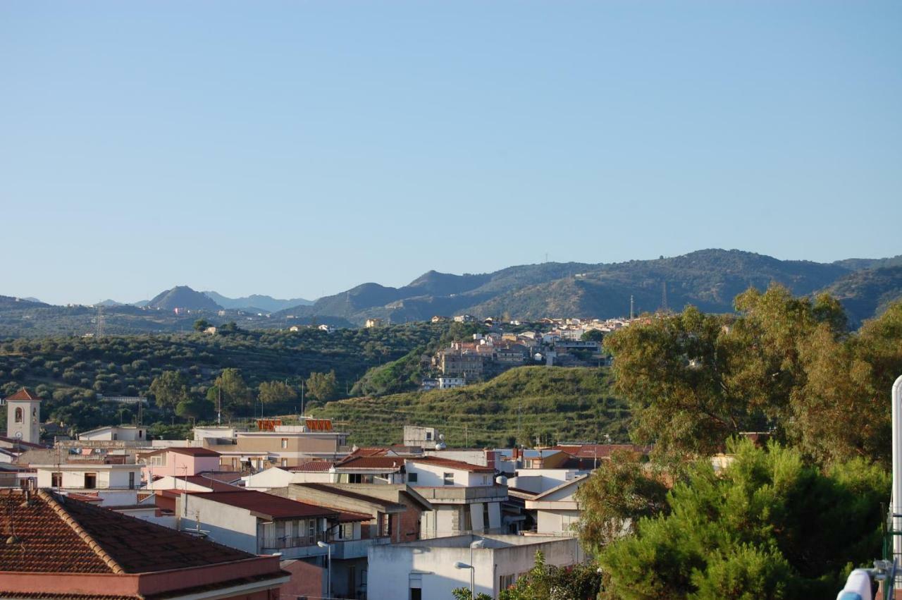 Golfo Di Tindari Apartments Falcone Εξωτερικό φωτογραφία
