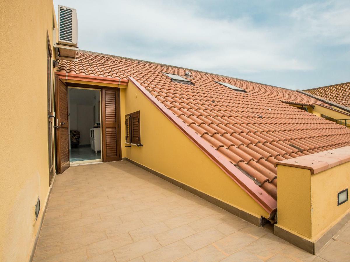 Golfo Di Tindari Apartments Falcone Εξωτερικό φωτογραφία