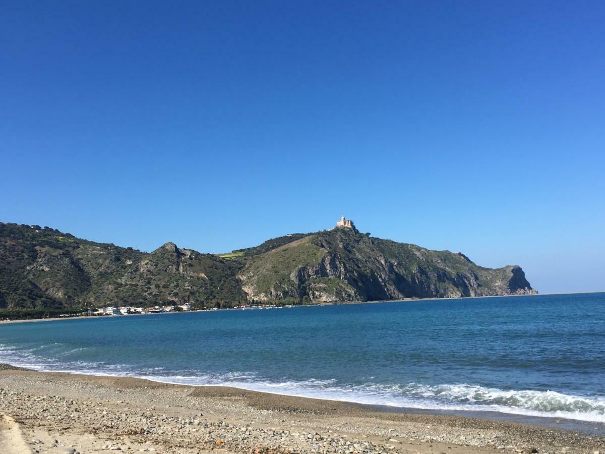 Golfo Di Tindari Apartments Falcone Εξωτερικό φωτογραφία